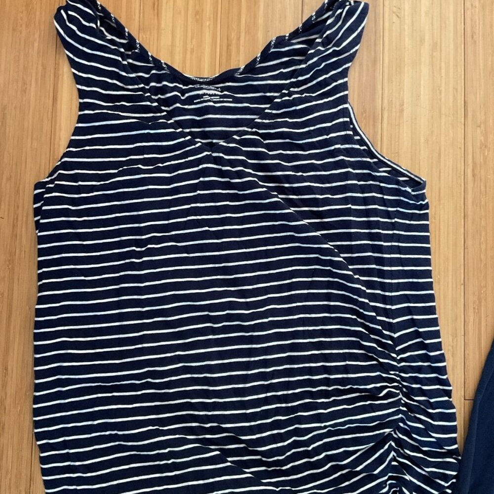 Motherhood maternity, tank top and crop leggings bundle size extra large - Picture 2 of 6
